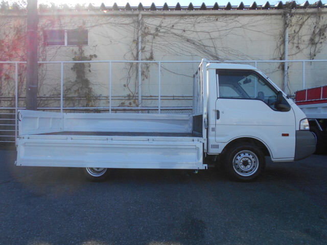 日産バネット平ボディ小型（2t・3t）[写真07]