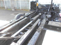 三菱ふそうキャンターコンテナ専用車小型（2t・3t）[写真11]