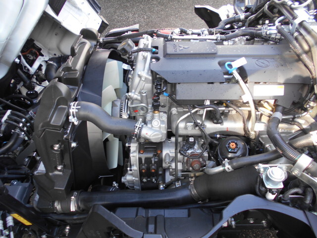 三菱ふそうキャンターコンテナ専用車小型（2t・3t）[写真14]