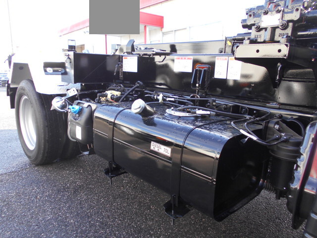 三菱ふそうキャンターコンテナ専用車小型（2t・3t）[写真17]