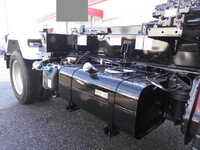 三菱ふそうキャンターコンテナ専用車小型（2t・3t）[写真18]