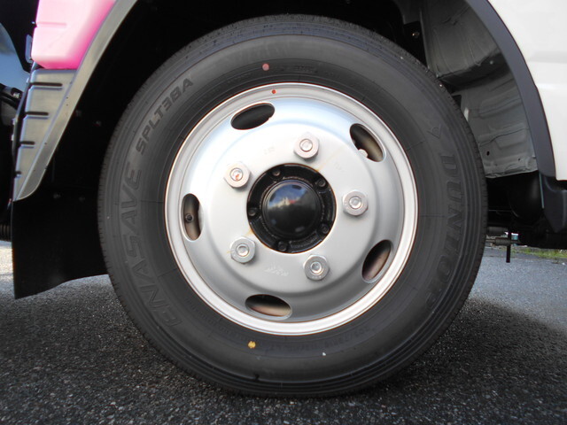 三菱ふそうキャンターコンテナ専用車小型（2t・3t）[写真20]