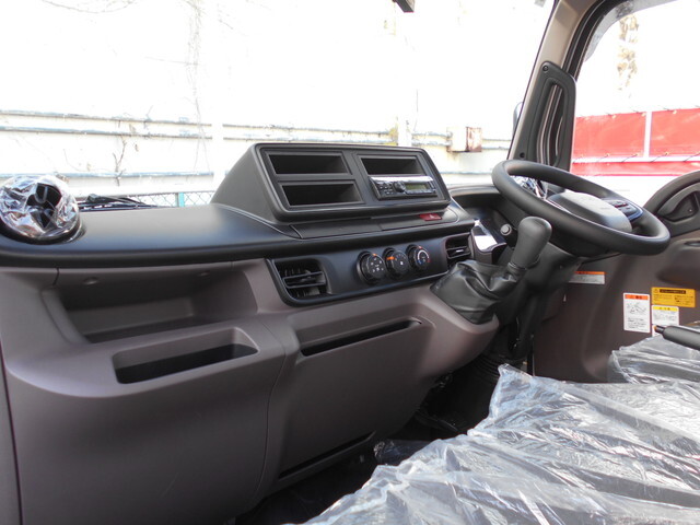 三菱ふそうキャンターコンテナ専用車小型（2t・3t）[写真24]