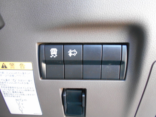 三菱ふそうキャンターコンテナ専用車小型（2t・3t）[写真34]