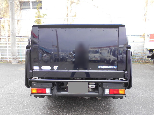 三菱ふそうキャンター平ボディ小型（2t・3t）[写真10]