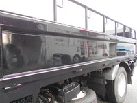 三菱ふそうキャンター平ボディ小型（2t・3t）[写真18]