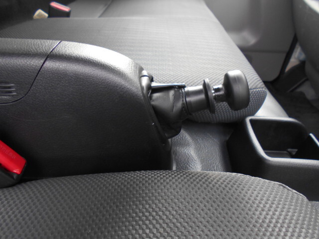 三菱ふそうキャンター平ボディ小型（2t・3t）[写真35]