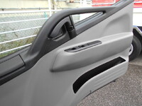 三菱ふそうキャンター平ボディ小型（2t・3t）[写真40]