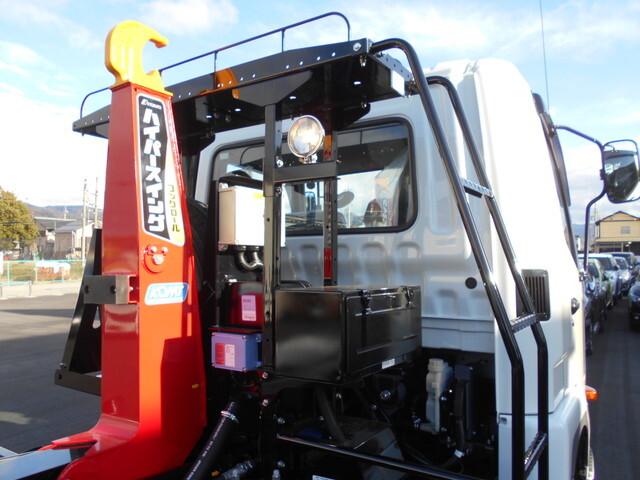 三菱ふそうファイターコンテナ専用車中型（4t）[写真12]