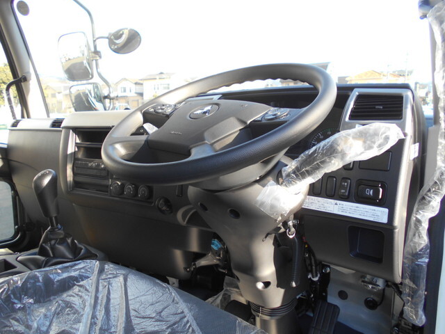 三菱ふそうファイターコンテナ専用車中型（4t）[写真23]