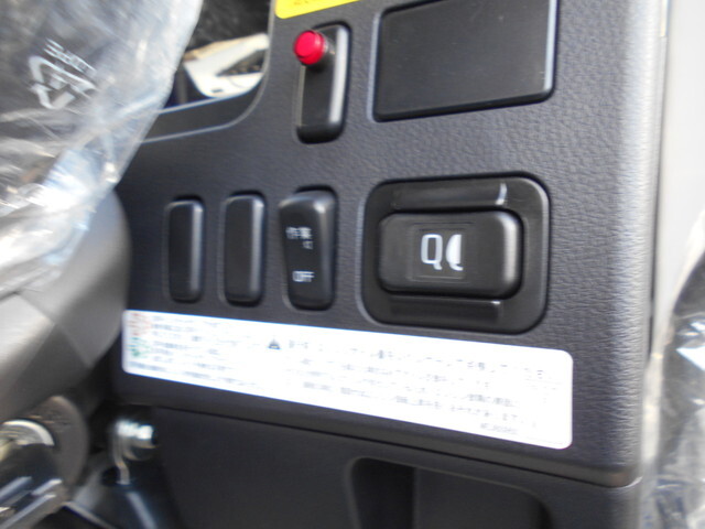 三菱ふそうファイターコンテナ専用車中型（4t）[写真38]