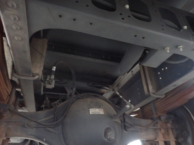 いすゞフォワードアルミウイング中型（4t）[写真26]