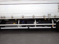 いすゞフォワードアルミウイング中型（4t）[写真30]