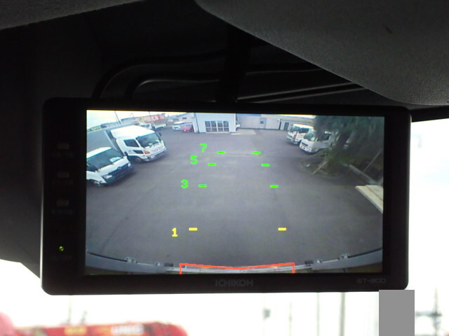 いすゞフォワードアルミウイング中型（4t）[写真32]