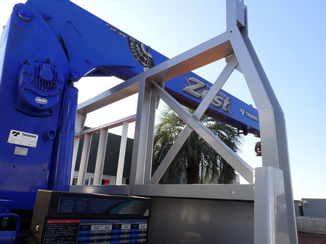 日野レンジャークレーン4段増トン（6t・8t）[写真11]