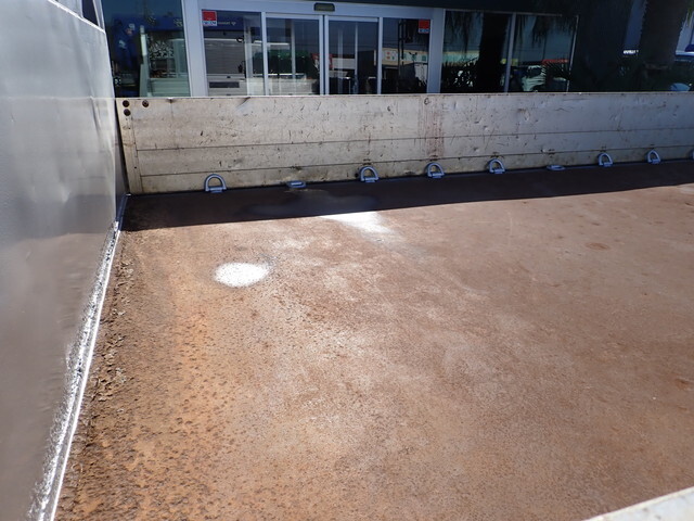 日野レンジャークレーン4段増トン（6t・8t）[写真09]