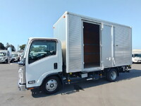 いすゞエルフアルミバン小型（2t・3t）[写真12]