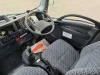 いすゞエルフアルミバン小型（2t・3t）[写真26]