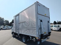 いすゞエルフアルミバン小型（2t・3t）[写真02]