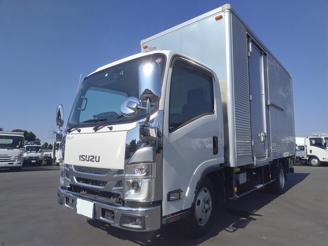 いすゞエルフアルミバン小型（2t・3t）[写真03]