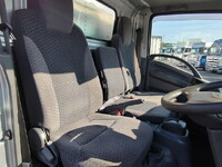 いすゞエルフアルミバン小型（2t・3t）[写真23]