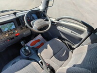 いすゞエルフアルミバン小型（2t・3t）[写真25]