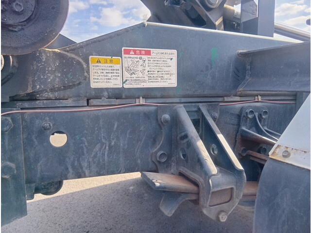 いすゞフォワードコンテナ専用車中型（4t）[写真17]