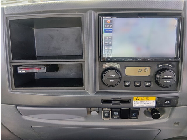 いすゞフォワードコンテナ専用車中型（4t）[写真25]