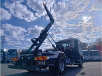 いすゞフォワードコンテナ専用車中型（4t）[写真07]