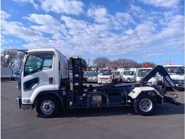 いすゞフォワードコンテナ専用車中型（4t）[写真07]