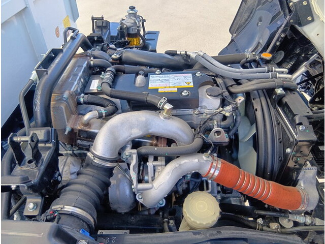 いすゞフォワード深ダンプ（土砂禁ダンプ）中型（4t）[写真17]