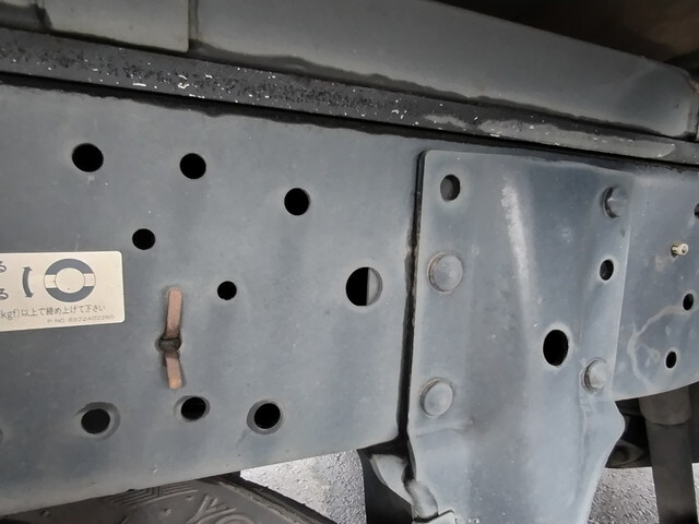 いすゞエルフ平ボディ小型（2t・3t）[写真16]