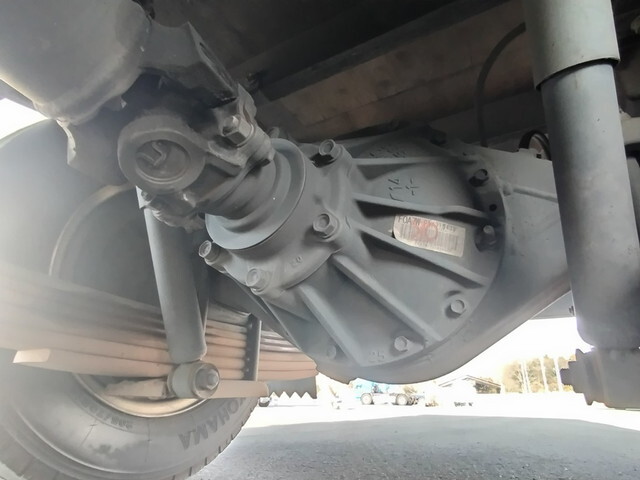 いすゞエルフ平ボディ小型（2t・3t）[写真18]