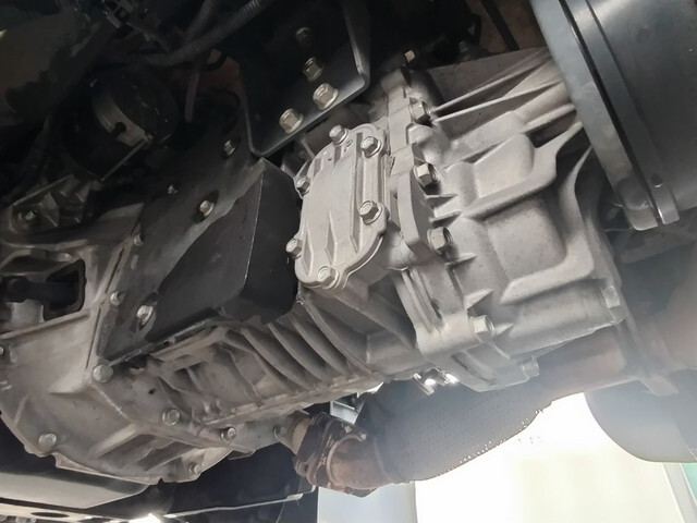 いすゞエルフ平ボディ小型（2t・3t）[写真20]