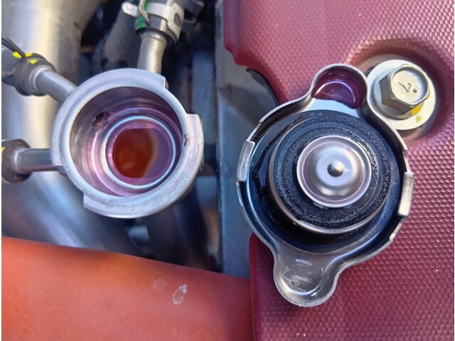 日野デュトロパッカー車（塵芥車）小型（2t・3t）[写真15]