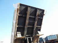 いすゞエルフダンプ小型（2t・3t）[写真15]