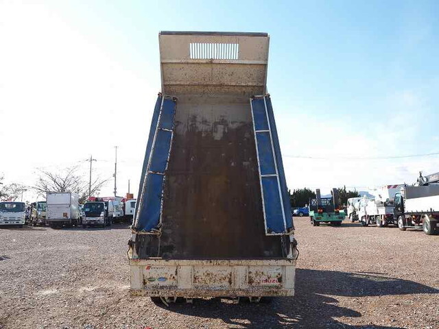 いすゞエルフダンプ小型（2t・3t）[写真08]