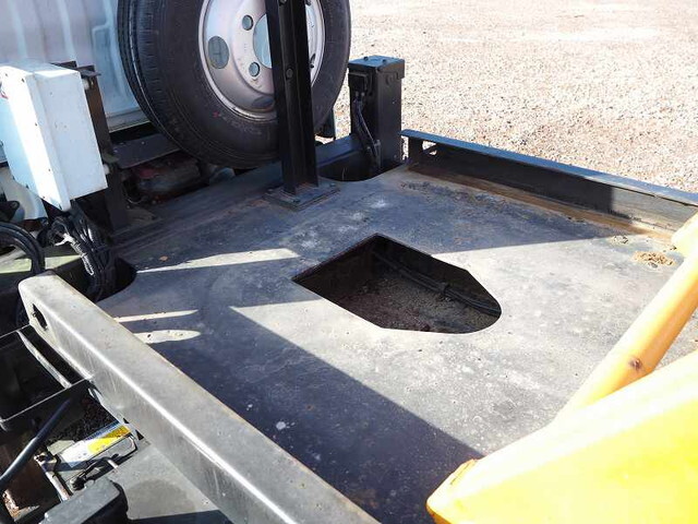 日野デュトロ高所作業車小型（2t・3t）[写真10]