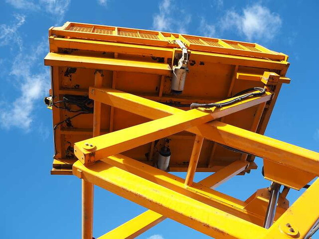 日野デュトロ高所作業車小型（2t・3t）[写真11]