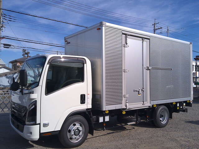 いすゞエルフアルミバン2024年(令和6年)2TG-NPR88AM