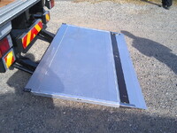 いすゞエルフアルミバン小型（2t・3t）[写真19]