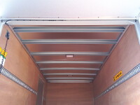 いすゞエルフアルミバン小型（2t・3t）[写真24]