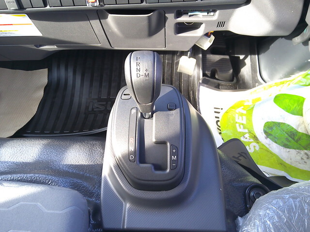 いすゞエルフアルミバン小型（2t・3t）[写真33]