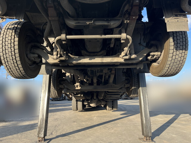 いすゞギガセルフローダー大型（10t）[写真23]