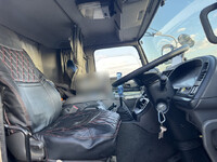 いすゞギガセルフローダー大型（10t）[写真32]