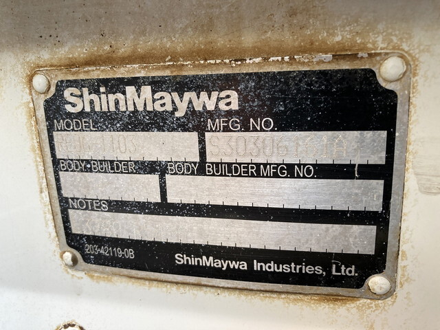 三菱ふそうキャンター平ボディ小型（2t・3t）[写真23]