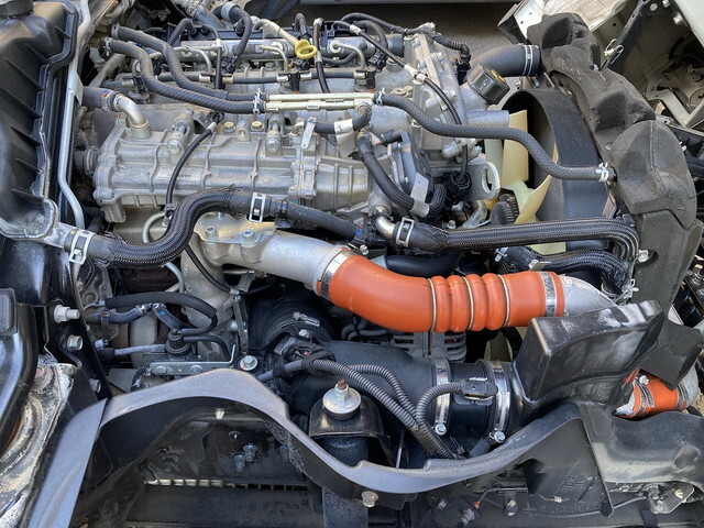 三菱ふそうキャンター平ボディ小型（2t・3t）[写真25]