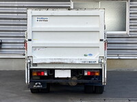 三菱ふそうキャンター平ボディ小型（2t・3t）[写真02]