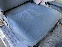 三菱ふそうキャンター平ボディ小型（2t・3t）[写真31]