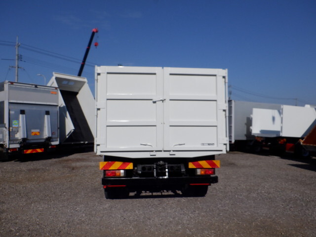 いすゞフォワード深ダンプ（土砂禁ダンプ）中型（4t）[写真07]